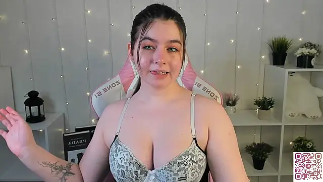 Margaret__Moon webcam