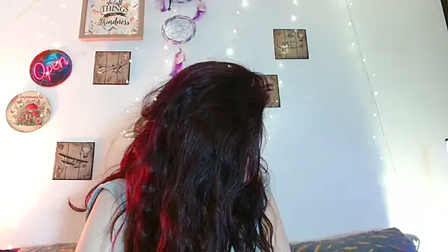 Katicalatinmilf webcam