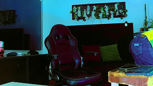 HannibalLester webcam