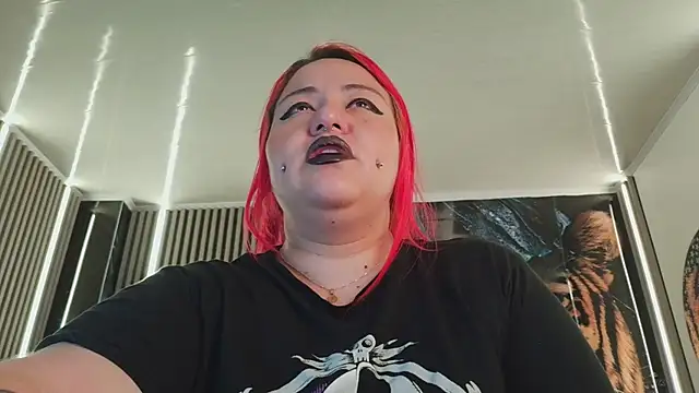 Witch_Scarlet webcam