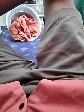 tamilpaiyan989 webcam