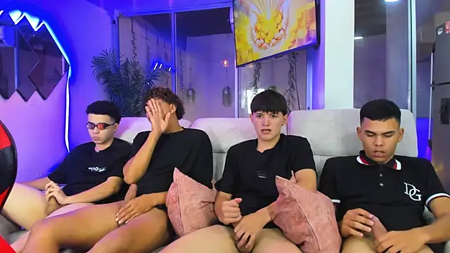 Houseofwarrios webcam