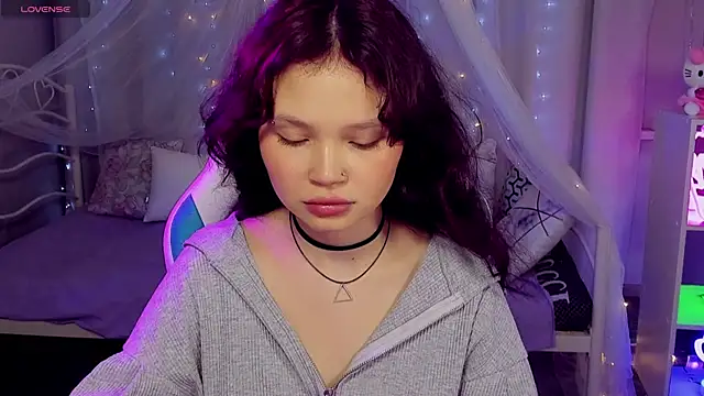 emilychaves - EmilyChaves's free webcam - UK Sex Cams