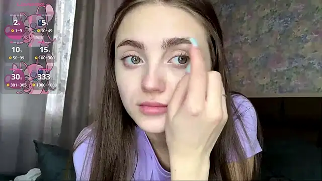 loradavi - LoraDavi's free webcam - UK Sex Cams