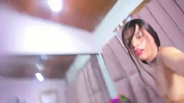 Sasha_Petitte webcam