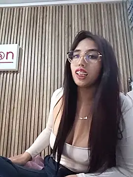 Valk_submissive webcam