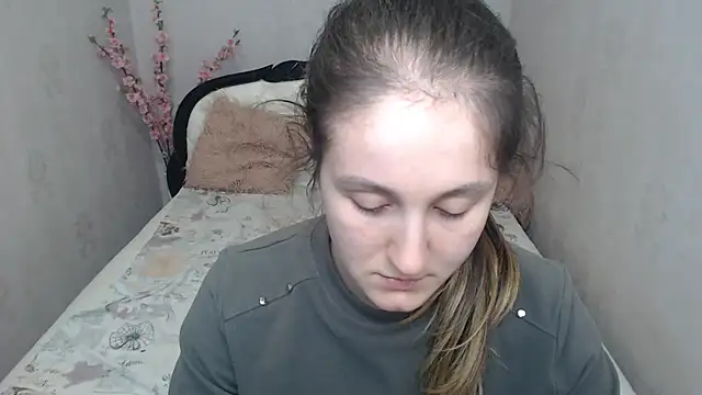 Holliy_Cooper webcam