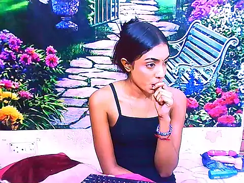 indianpretty14u2luv (F teen) - MAKE ME SMILE GENTS😏❤