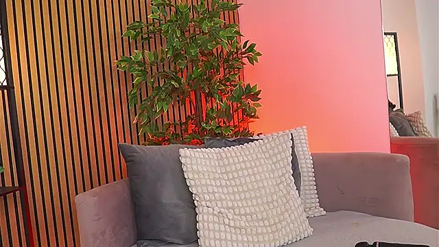 avril_cyrus - Avril_Cyrus's free webcam - UK Sex Cams