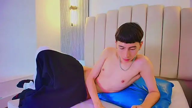 lian_cameron (M twink) - show cum+eat cum