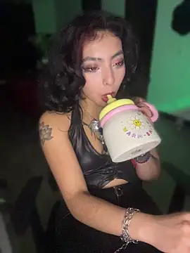 _g0thiccwitch_ webcam