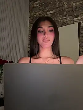 EmeraldGreyson webcam