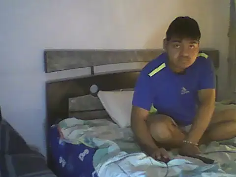 XNoahDeepThroatX webcam