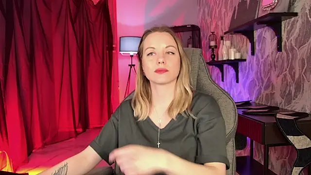 VireliaMoonfall webcam