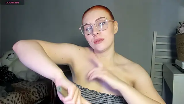 icebabyiceicebaby - Icebabyiceicebaby's free webcam - UK Sex Cams