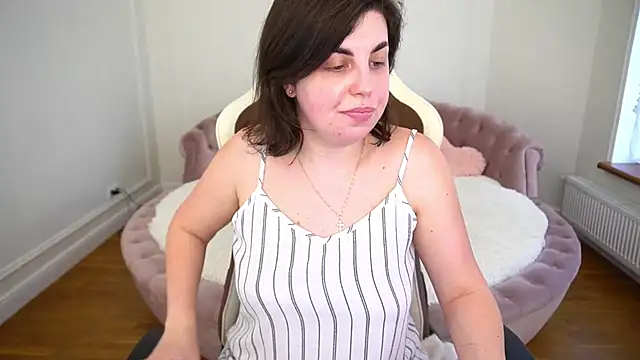 mirandawong - MirandaWong's free webcam - UK Sex Cams