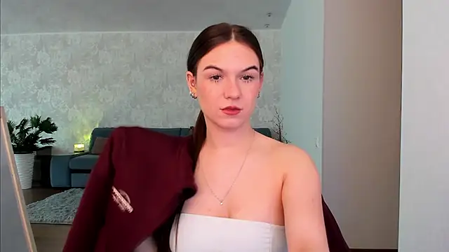 luna_lust_212 webcam