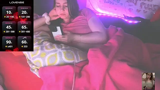 Preview of blondiewithanass