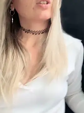 Crazy-Rosa live sex cam