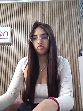 Valk_submissive webcam