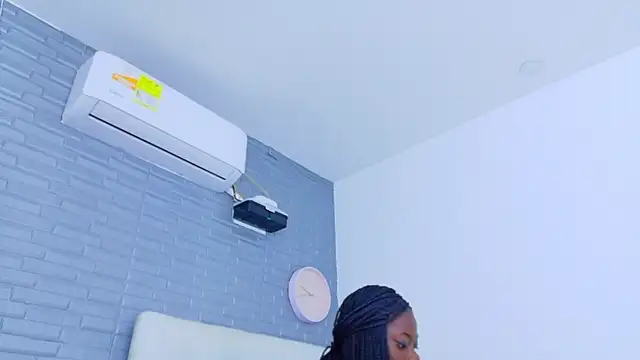 pervert_shydoll1 webcam