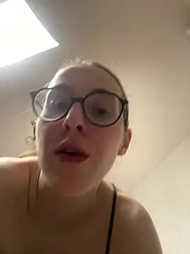 MartiniiSelenna webcam