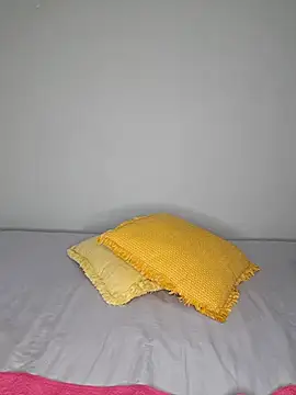 CertifiedhottieXOXO webcam