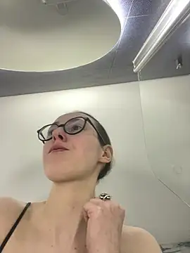 MartiniiSelenna webcam