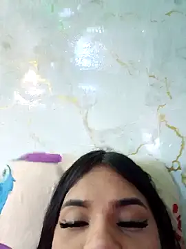 ExoticDarkDoll webcam