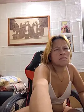 CockBiter83 webcam