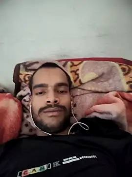 Herecallboyyash webcam