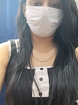 ivymybae (F young) - Striptease and shower