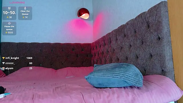 lina_lust_ (F teen) - NAKED LINA