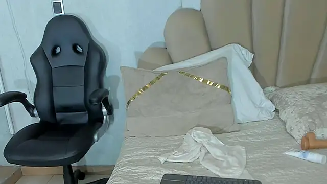 amber_harriis (F teen) - take off my dress🥵