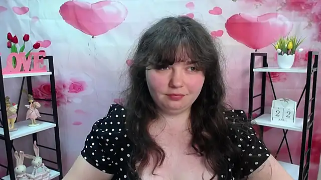 NeonilaLisova webcam