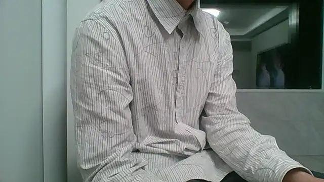 nole_china7 (Ask my age) - talk / fun / cum