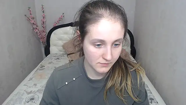 Holliy_Cooper webcam