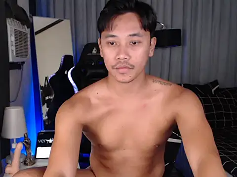 alexsuckable01 webcam