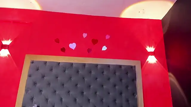 yayahilton (F young) - Jump to bounce my pretty ass 💖🍑