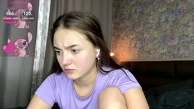 loradavi - LoraDavi's free webcam - UK Sex Cams