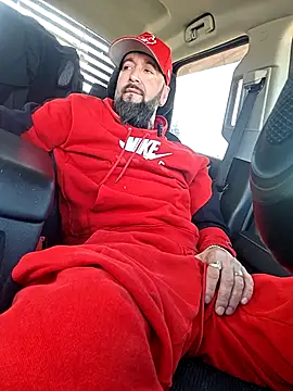 Beardedtattood webcam