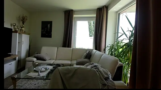 Natascha-Hill webcam