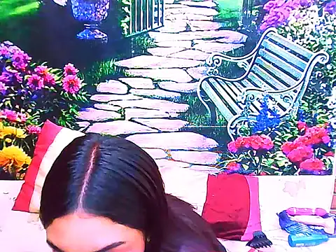 IndianPretty14u2Luv webcam