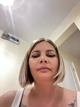 rissarheys - RissaRheys's free webcam - UK Sex Cams