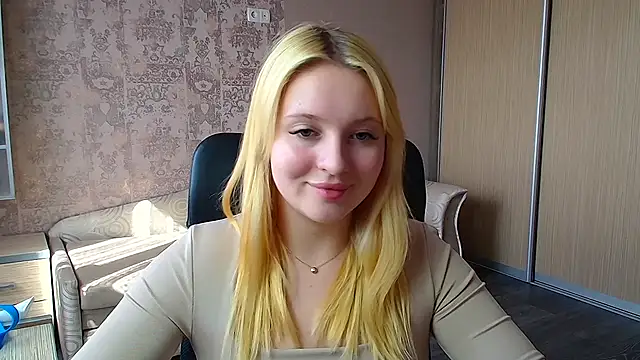 Milka_kiss_ webcam
