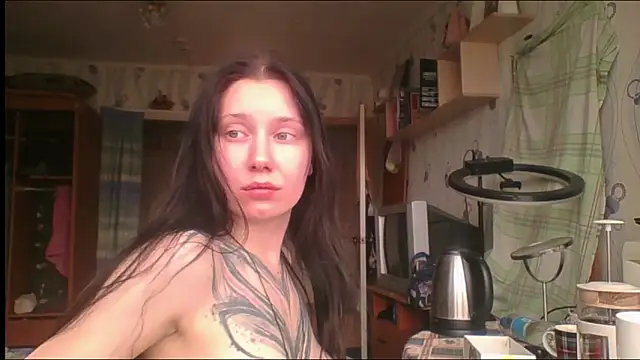 RussNocturnal webcam