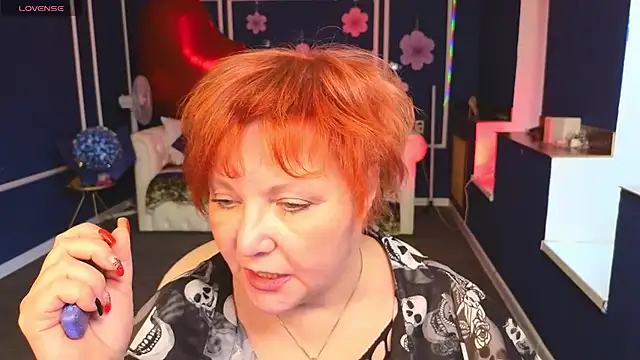 Kira_Kingslee webcam