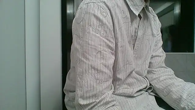 nole_china7 (Ask my age) - talk / fun / cum