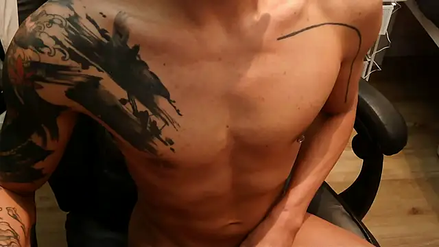 ahpak17 (Ask my age) - 多謝支持 Thanks for support :)