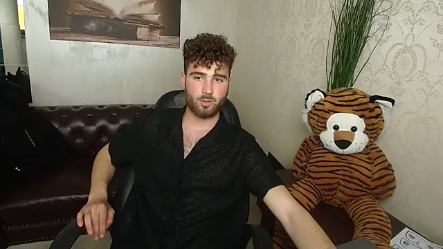 kyloeast (M young) - Cum SHOWWW FIRE WORK